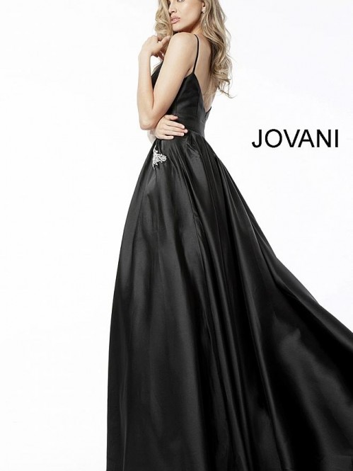 jov61087-black_-4-660x990_1200x