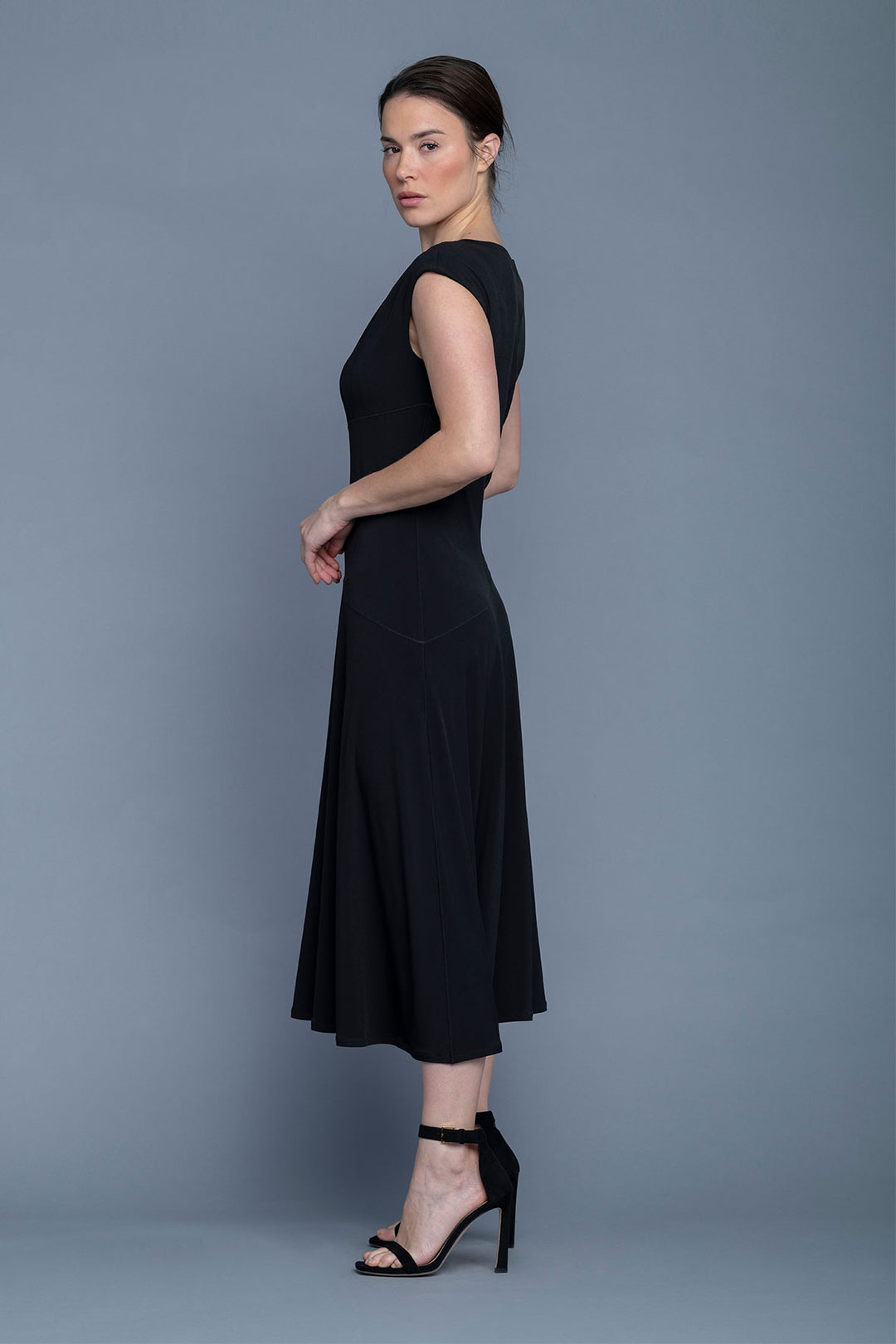 9 Eva Varro SHOULDER PLEATS LINED DRESS | chicdoor.com